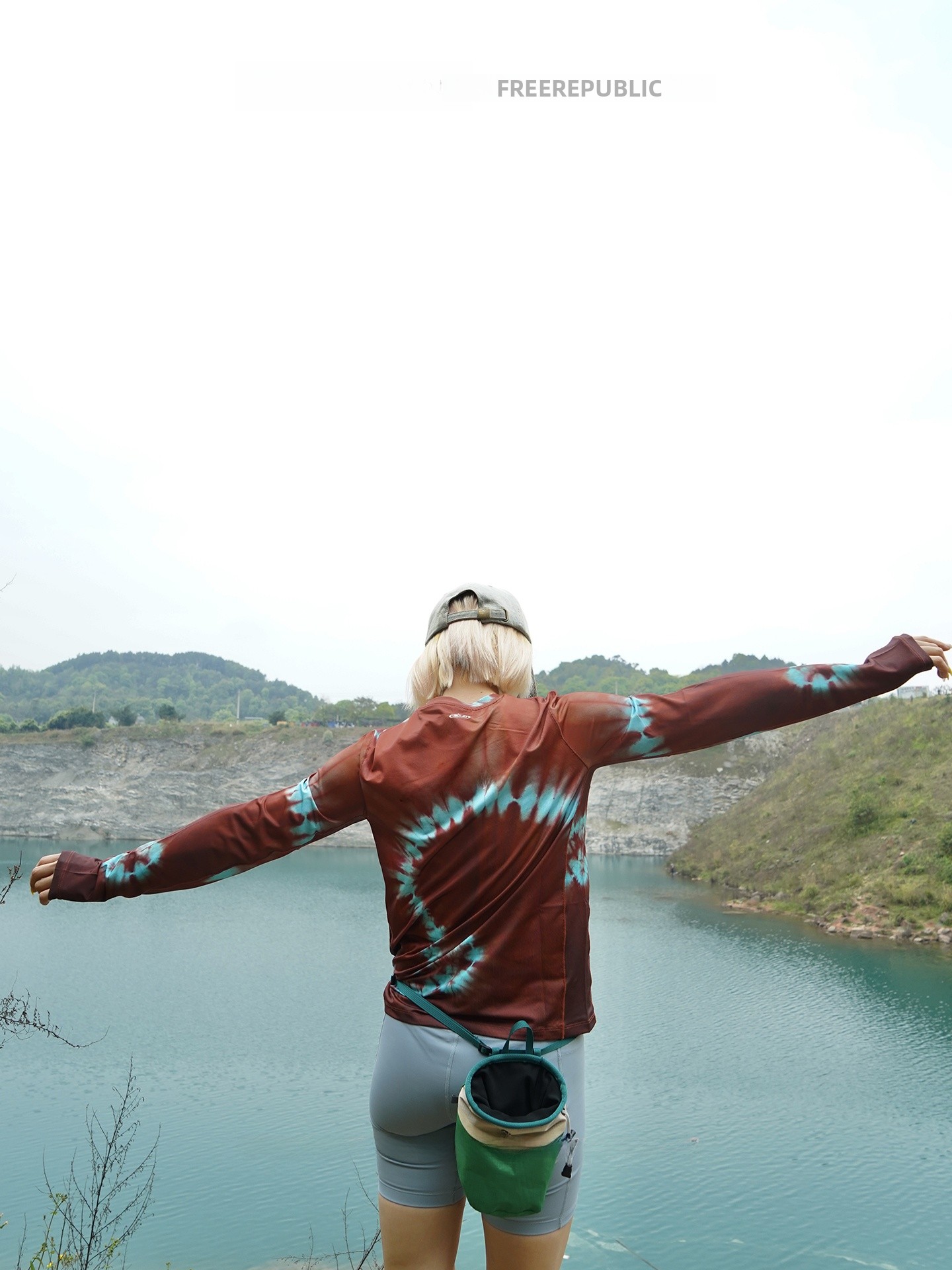 어드벤처 레볼루션 아웃도어 캐주얼 스포츠 마운틴 시리즈 - Outdoor Adventure Sports 리뷰 및 가격